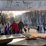 В Тамбове молодежные организации почтили память воинов в День героев Отечества