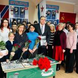 «Единая Россия» открыла Парту Героя в севастопольской школе в честь участника спецоперации
