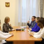 Депутат ЗСК Светлана Ангальт встретилась с молодыми лидерами