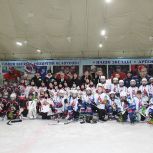 В преддверии Нового года в Коркинском округе прошел традиционный турнир по хоккею с шайбой для самых юных хоккеистов