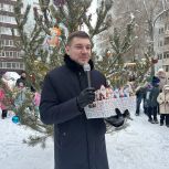 Депутаты «Единой России» организовали предновогодний праздник для жителей Засвияжья