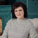 Елена Сазонова: «Пусть наступающий 2024 год станет годом новых открытий, удач и свершений!»