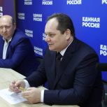 Губернаторы и секретари реготделений «Единой России» помогли гражданам в ходе личных приёмов