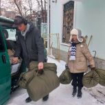 Дмитровские партийцы в День рождения «Единой России» приняли участие в гуманитарной помощи мобилизованным