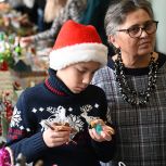 Время добрых дел. В облдуме открылась благотворительная акция «От сердца к сердцу»