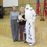 Тульские единороссы поздравили активистов Привокзального округа с наступающим Новым годом