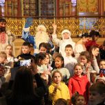 «Женское движение Единой России» организовало праздник в Историческом музее Москвы для детей из семей участников СВО