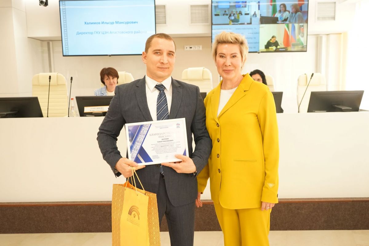 В Казани наградили участников партпроекта «Моя карьера с «Единой Россией»