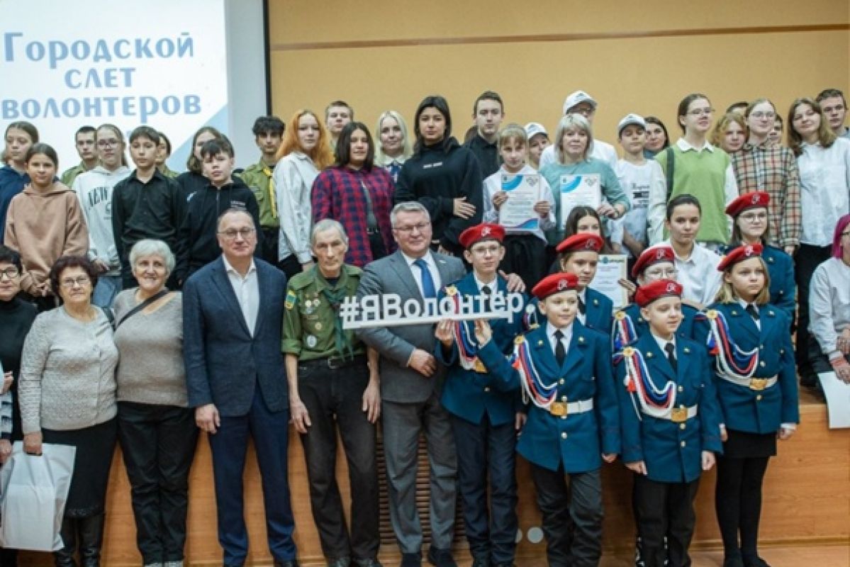 Сергей Никонов принял участие в городском слёте добровольцев в Качканаре