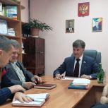 Соцсфера и благоустройство: депутат Сергей Суховенко провел прием в Пролетарском районе