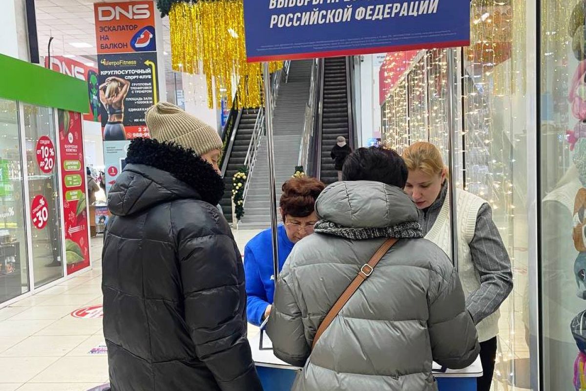 В Красноярском крае стартовал сбор подписей в поддержку выдвижения Владимира  Путина на выборы Президента РФ