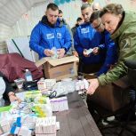 «Единая Россия» и МГЕР привезли продукты и лекарства жителям Лисичанска и организовали праздник в Северодонецке