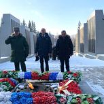 Митинг, посвящённый Дню героев Отечества, состоялся в Республике Алтай