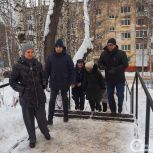 «Партдесант» Мотовилихи выехал с проверкой восстановленной лестницы в Рабочем посёлке