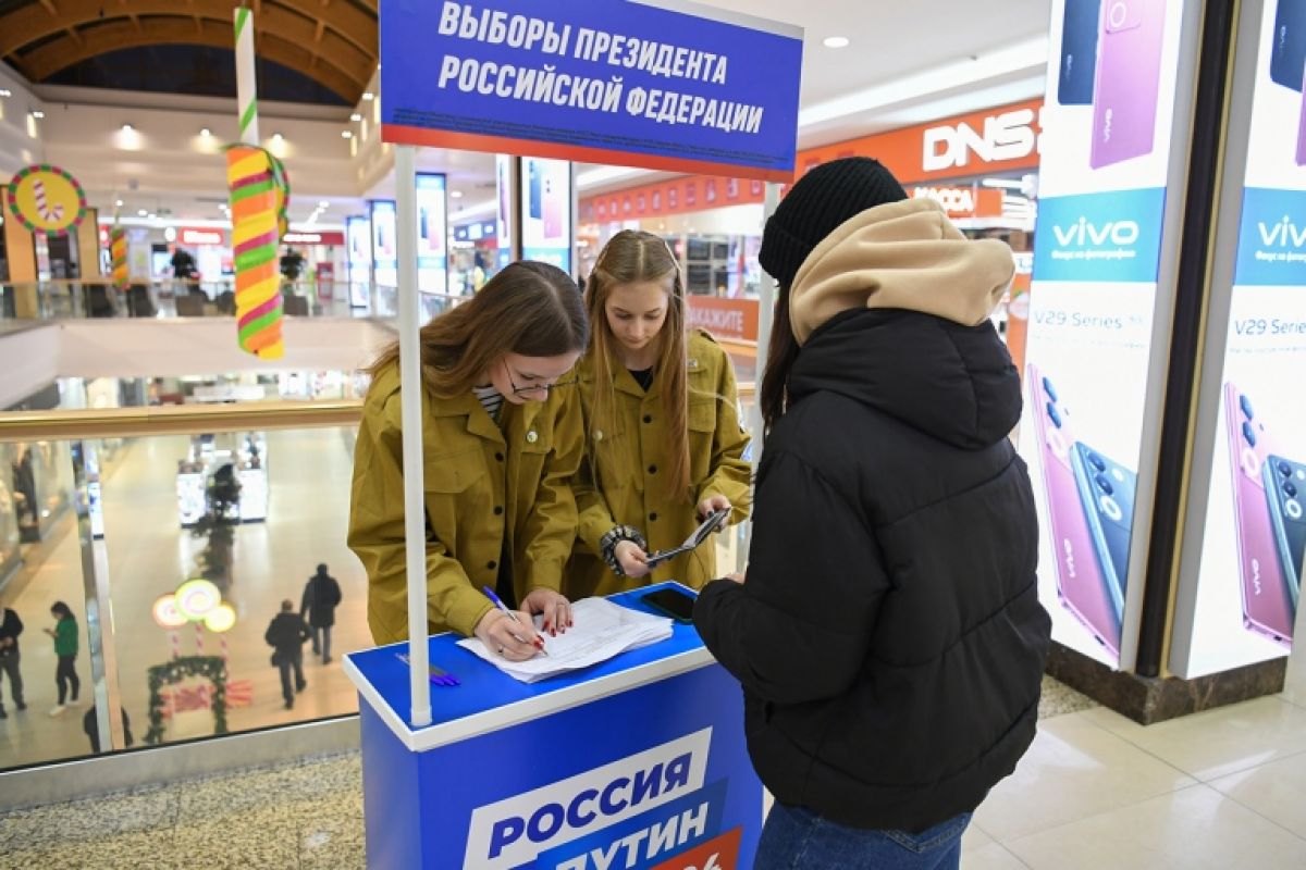 В Тверской области идет сбор подписей в поддержку Владимира Путина на  президентских выборах | 26.12.2023 | Тверь - БезФормата