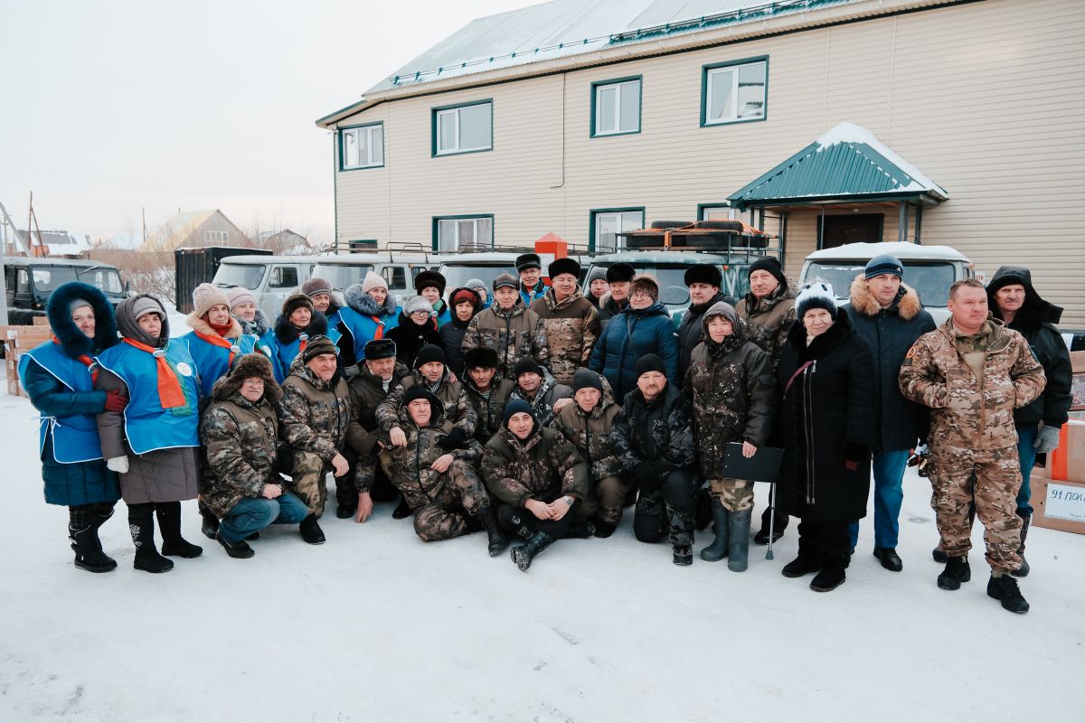 Новогоднюю посылку для бойцов СВО собрали в Тюмени