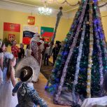 Ряд мероприятий посетили партийцы в преддверии новогодних праздников