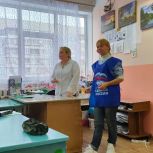 «Единая Россия» провела «урок волонтерства» для детей Заволжского района