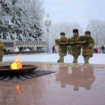 В День Героев Отечества «Единая Россия» провела патриотические акции и памятные мероприятия