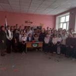 В поселке Сухореченский Карталинского района открыли парту Героя