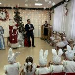 Члены фракции «Единой России» в Рязанской областной Думе поздравили детей с наступающими новогодними праздниками