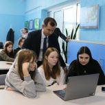 Барнаульские школьники на «Уроке цифры» учились вести мониторинг популяции снежных барсов