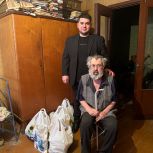 Молодая Гвардия Единой России продолжает помогать нуждающимся