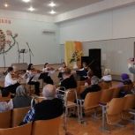 В Луганске активисты «Единой России» организовали концерт для ветеранов