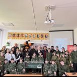 Депутат Алиасхаб Шабанов принял участие в открытии «Парты Героя» в Кизилюртовском районе