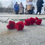 В Тамбове в День Героев Отечества почтили память воинов