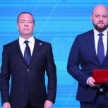 Евгения Маслова наградили медалью Ордена «За заслуги перед Отечеством 2 степени»