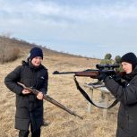 Уссурийские школьники побывали на военном полигоне