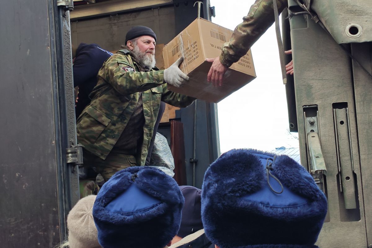 Новогодний гуманитарный конвой «ЕР – Москва» доставил подарки в воссоединенные регионы страны