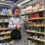 По жалобам жителей единороссы проверили продуктовый магазин в Можайском районе