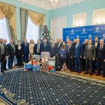 Члены фракции «Единой России» в Рязанской областной Думе исполнили новогодние желания юных жителей региона