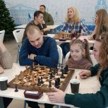 В штабе общественной поддержки «Единой России» прошла встреча в рамках шахматного клуба Сергея Карякина