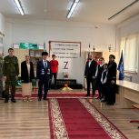 В СОШ №2 с.п. Сурхахи открыли Парту Героя