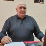 Мурат Хасанов проводит приемы граждан в Штабе общественной поддержки Республики Адыгея