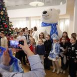 В Нижегородской филармонии прошла 18-я «Депутатская елка» для детей региона