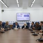 В центре внимания вопросы капремонта школ, реализация патриотических проектов, партийный контроль: активисты партпроекта «Новая школа» подвели итоги работы в 2025 году