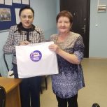 Депутат облдумы поздравила ветеранов с Новым годом