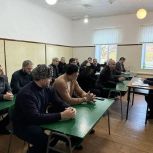 Секретарь Ингушского РО партии "Единая Россия", сенатор Микаил Илезов провел совещание по вопросам строительства и капитального ремонта общеобразовательных учреждений в сельском поселении Плиево