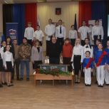 «Единая Россия» открыла в Донецке Парту Героя в честь военкора и журналиста