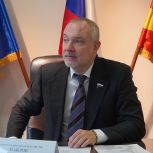 Владимир Павлов провёл приём граждан в челябинском Штабе общественной поддержки