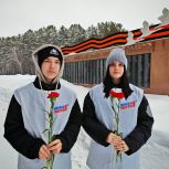 В День Неизвестного солдата кузбасские молодогвардейцы почтили память воинов-земляков