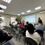 В Астрахани «Единая Россия» организовала для ветеранов СВО лекцию по теме цифрового бизнеса