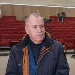 Сергей Дубовой оценил ход ремонта бывшего Дома офицеров в Гаджиево