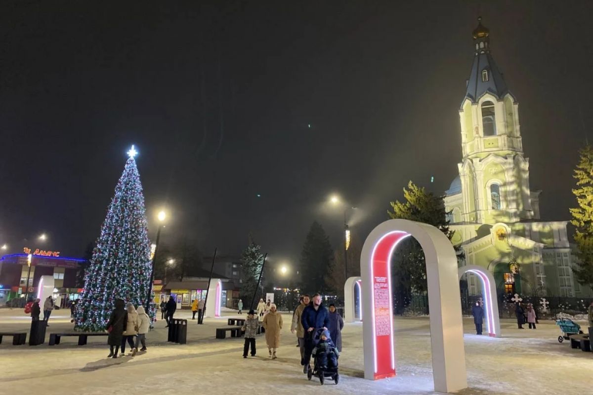 По народной программе партии «Единая Россия» в городе Рассказово после реконструкции открылась центральная площадь