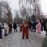 В канун Нового года в Ленинском районе состоялась традиционная акция «Волшебный автобус»