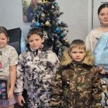 Сенатор Виктор Бондарев принял участие в акции "Елка желаний"
